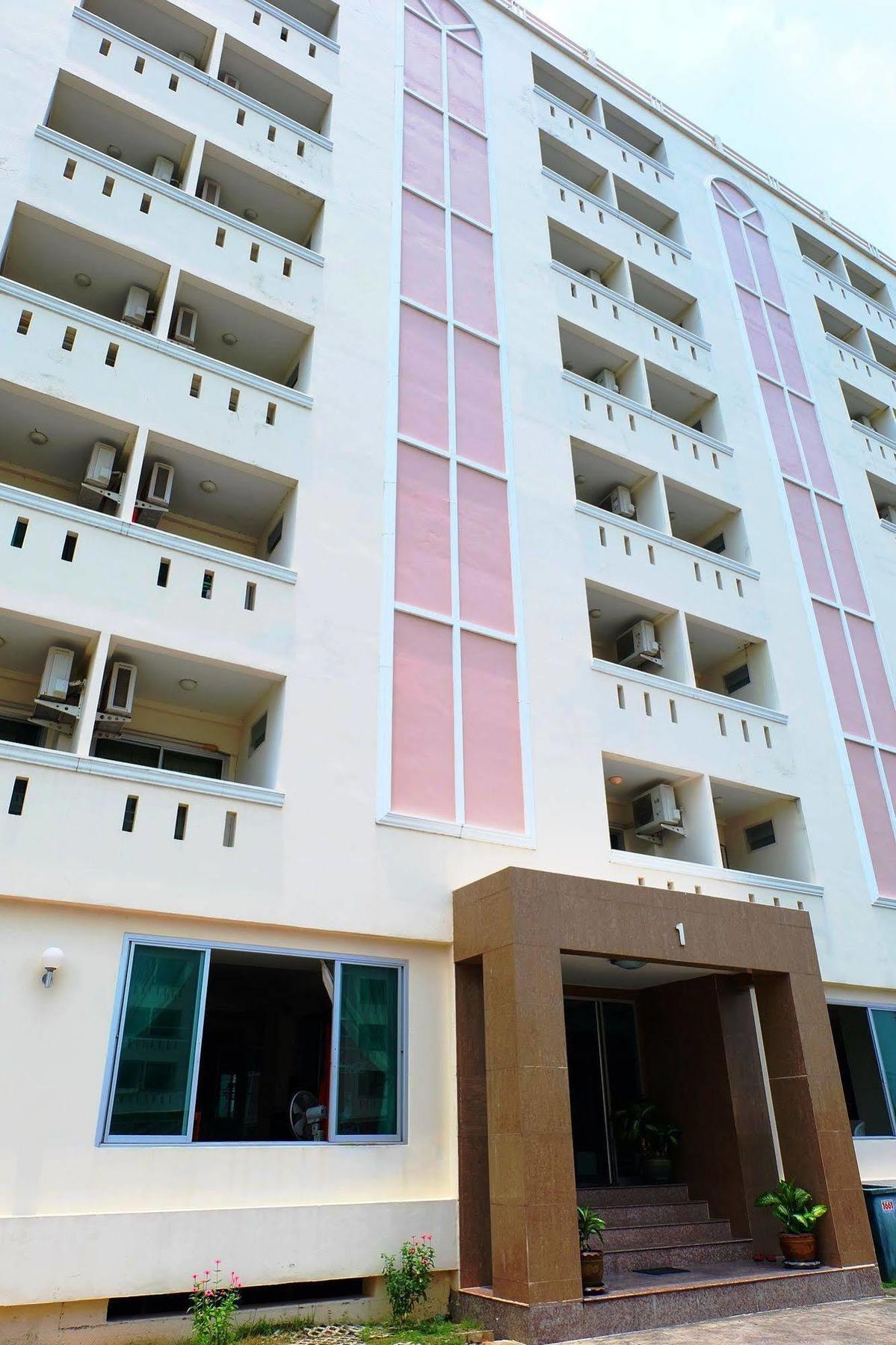Larrivee Bang Bo Exterior foto