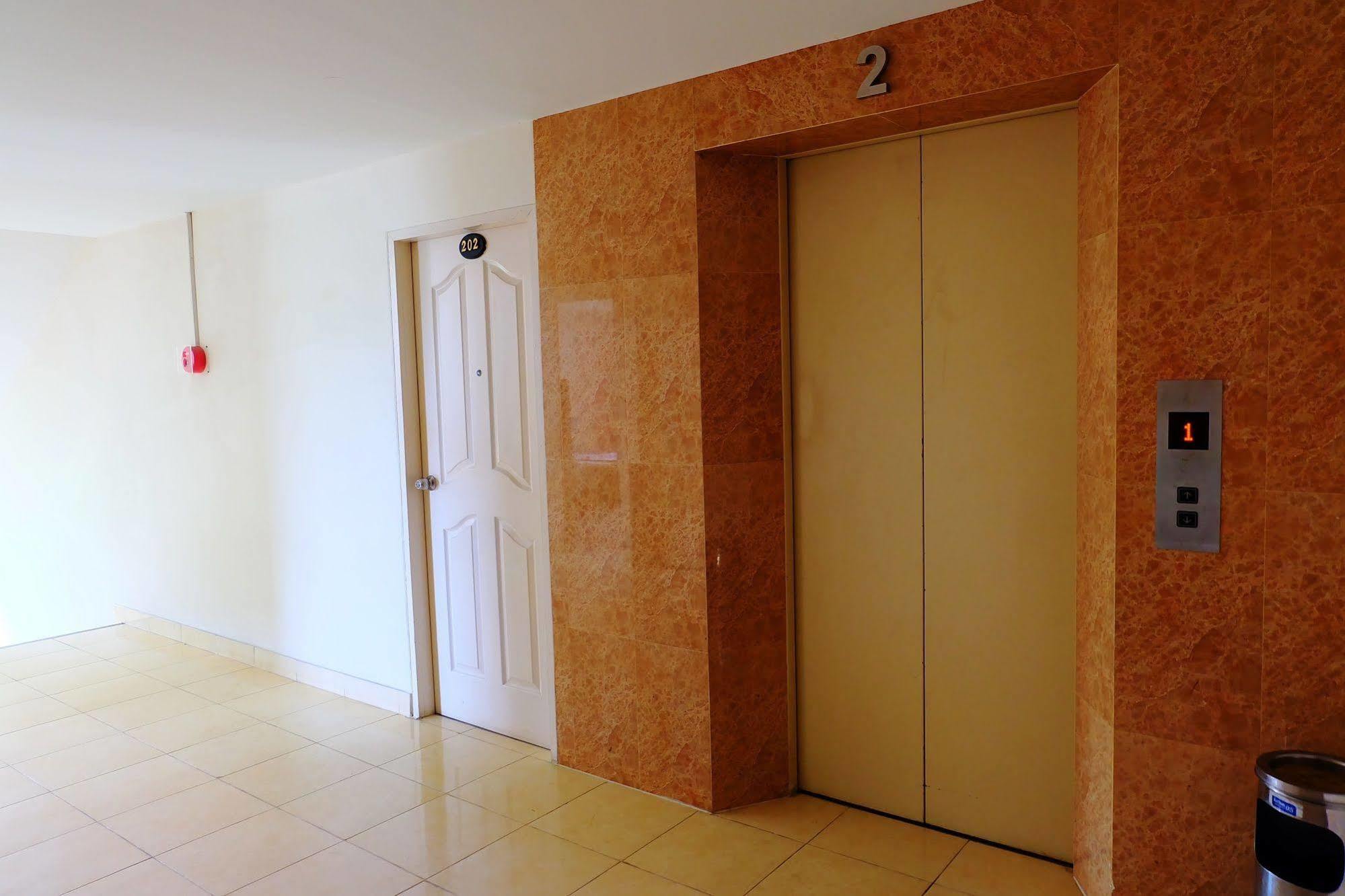 Larrivee Bang Bo Exterior foto